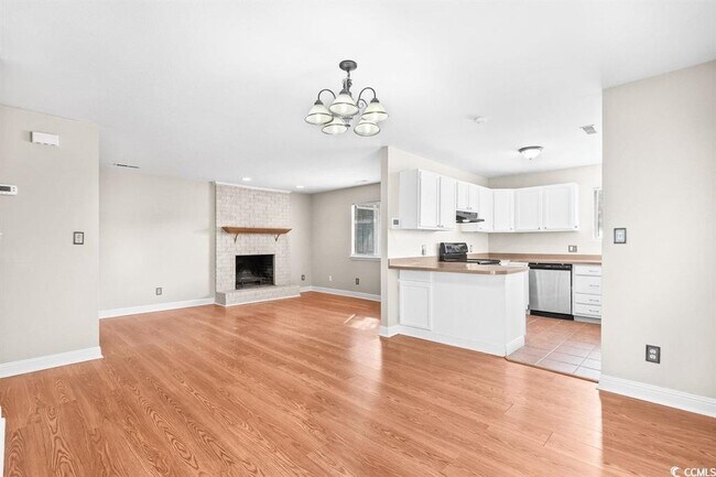 Building Photo - 6517 Valene Ct