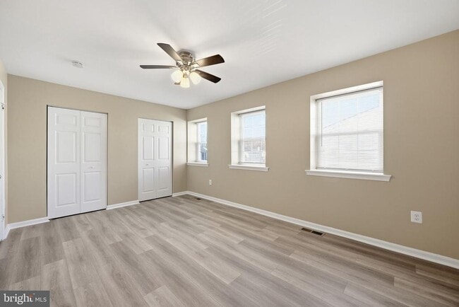 Building Photo - 14602 King Lear Ct