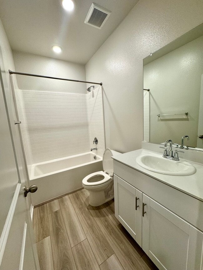 Building Photo - "Coming Soon" Beautiful 3 bedroom end unit in the heart of Rancho Mission Viejo