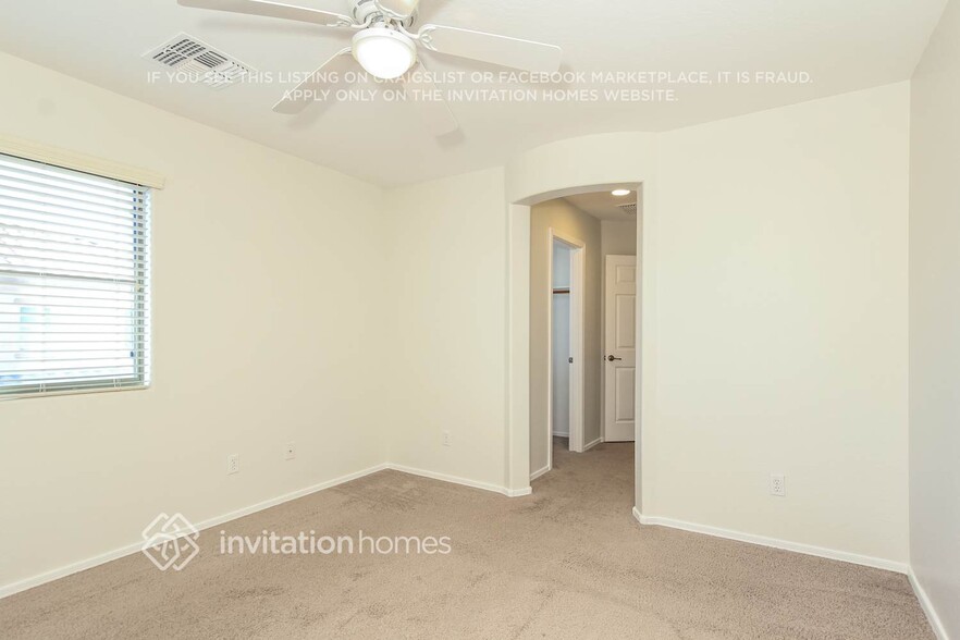 Building Photo - 2516 N 148th Dr