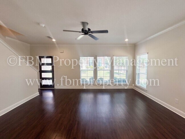 Building Photo - 306 Brothers Blvd