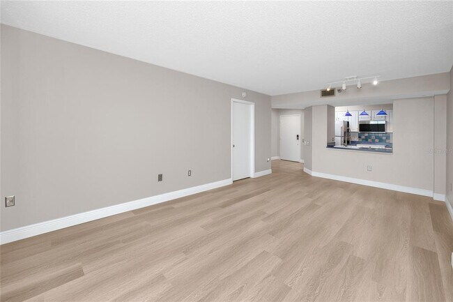Building Photo - 2333 Feather Sound Dr