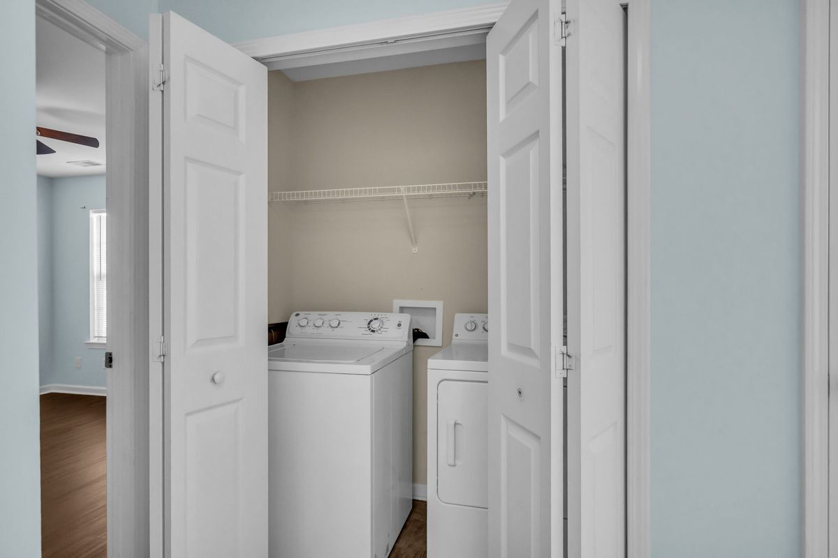 Building Photo - 2233 Blakers Blvd