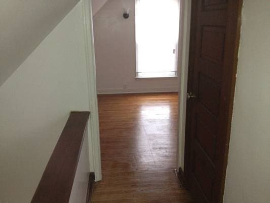 Building Photo - Cute 1 Bedroom House