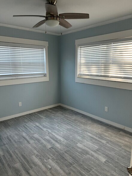 Building Photo - 721 1st St