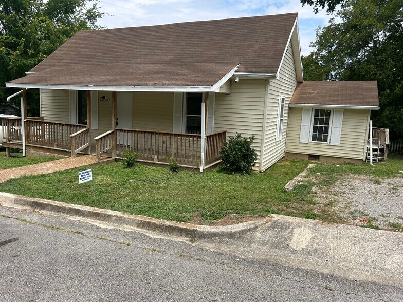 Primary Photo - 129 Brookside Dr