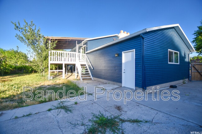 Building Photo - 2088 W 4100 S