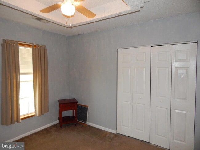 Building Photo - 2553 Warm Springs Rd