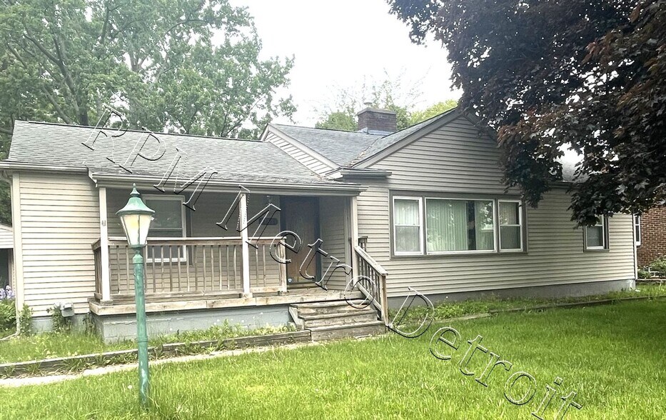 Building Photo - 32851 Linderman Ave