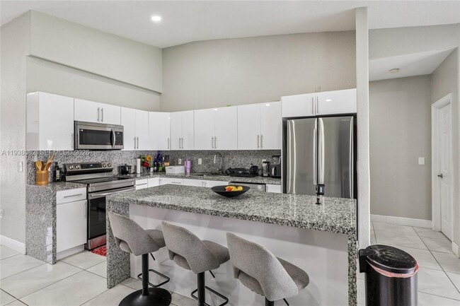 Building Photo - 7754 NW 201st Terrace