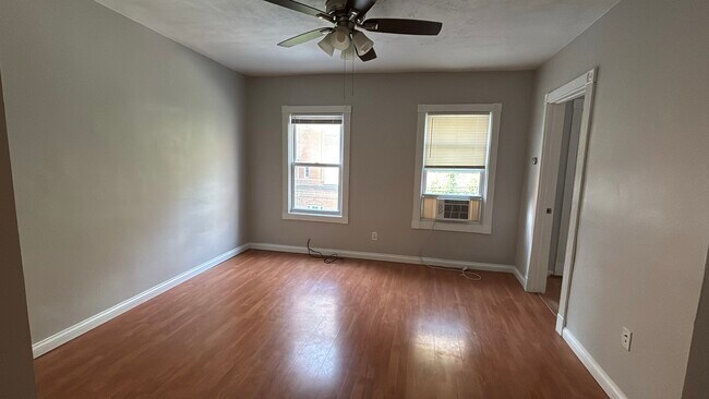 Building Photo - 12010 Paul Ave