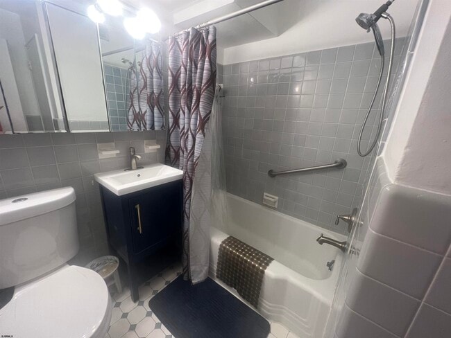 Building Photo - 101 S Raleigh Ave