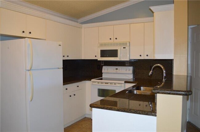 Building Photo - 5550 NW 61st St