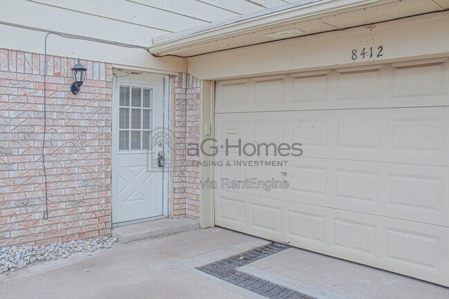 Building Photo - 8412 S Douglas Ave