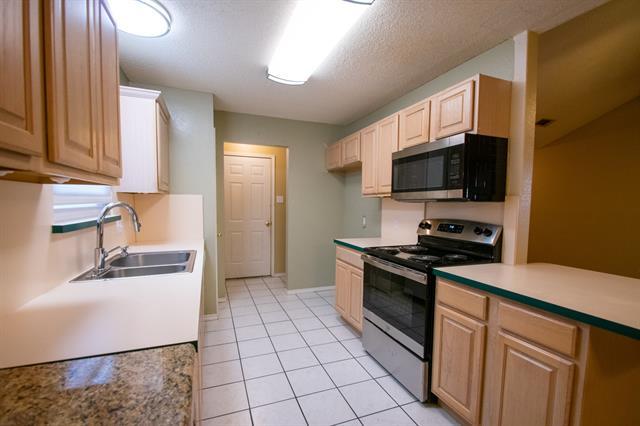 Building Photo - 8728 Elbe Trail