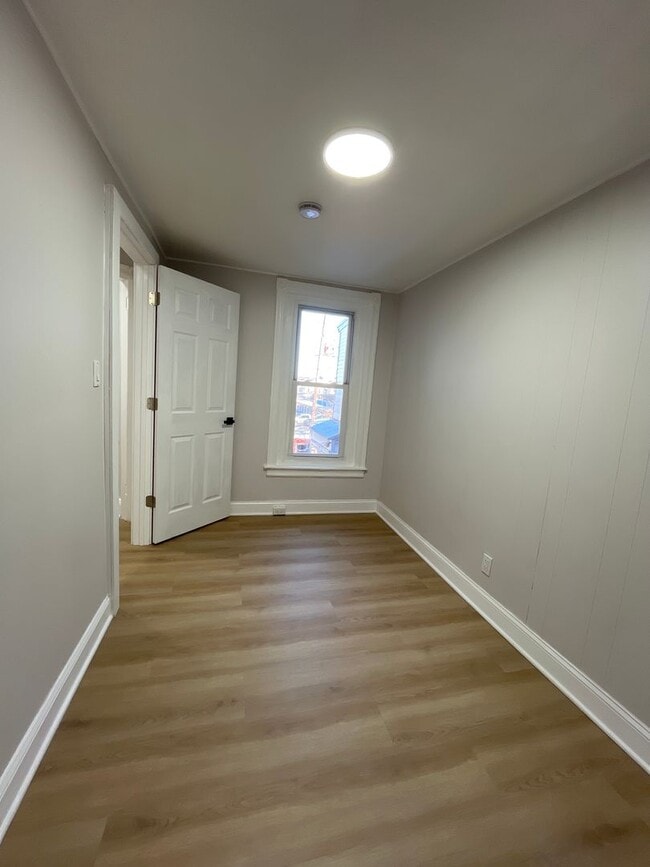 Building Photo - Completely renovated Allentown home offering the feel of brand-new construction
