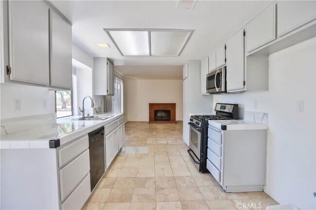Building Photo - 24307 Carman Ln