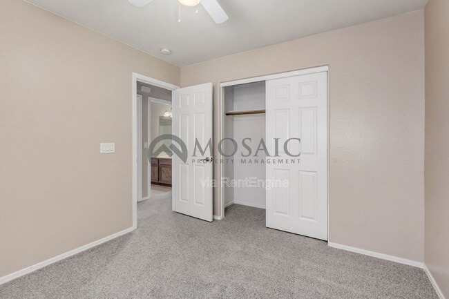 Building Photo - 7019 S 45th Ave