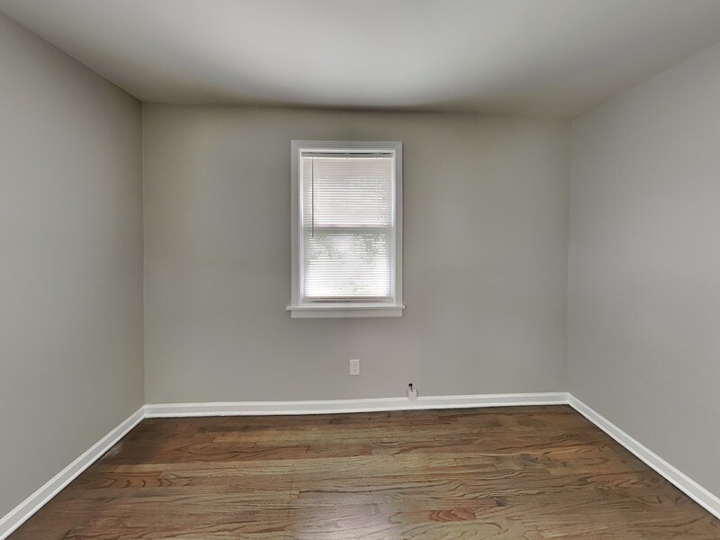 Building Photo - 7745 Madrid Ave