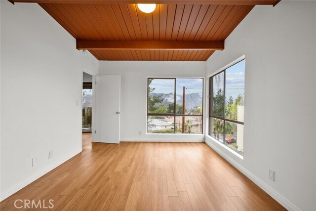 Building Photo - 2159 La Canada Crest Dr