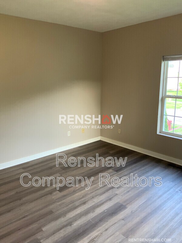 Building Photo - 410 N Connell Ave