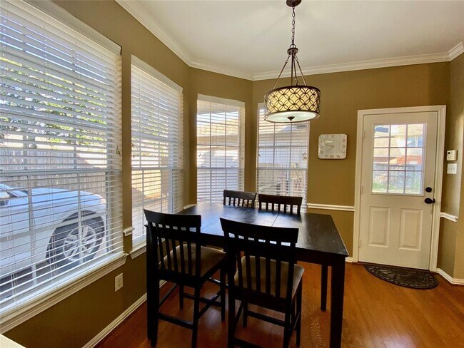 Building Photo - 3151 Pleasant Cove Ct