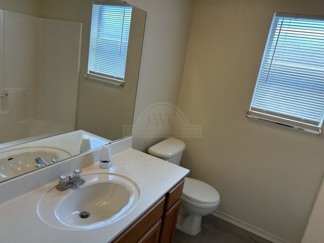Building Photo - 2303 Gallop Dr