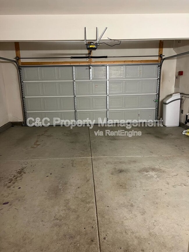 Building Photo - 1506 Patterson Ranch Rd