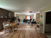Building Photo - 206 Derosay St