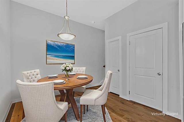 Building Photo - 5979 Rivendell Dr