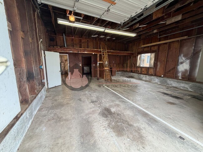 Building Photo - Hubbard Home with 2-Bay Shop, Office, & Massive Yard!