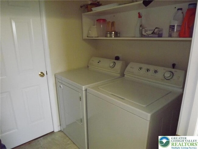 Building Photo - 2616 Anthony Ct