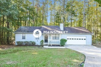 Building Photo - 3 Bedroom Pet-Friendly Home in Buford, GA with Main Street Renewal