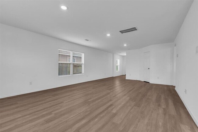 Building Photo - 4625 Peralta Hts Wy