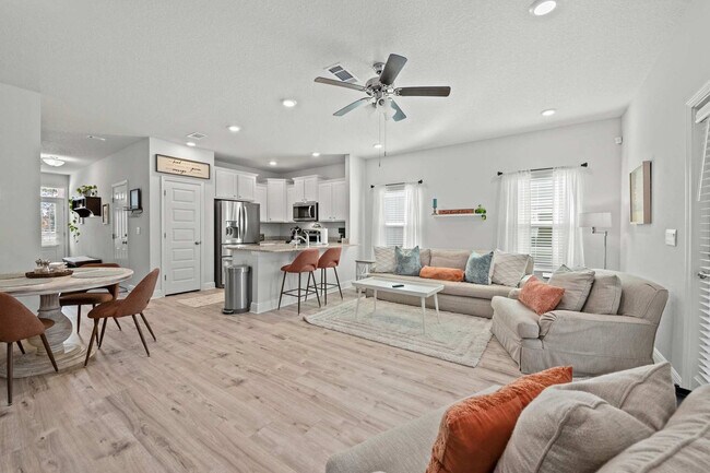 Building Photo - 12 Sandy Cv Wy