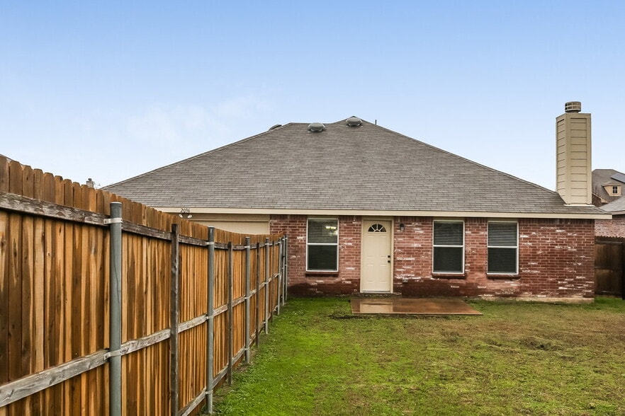 Building Photo - 2036 Godiva St