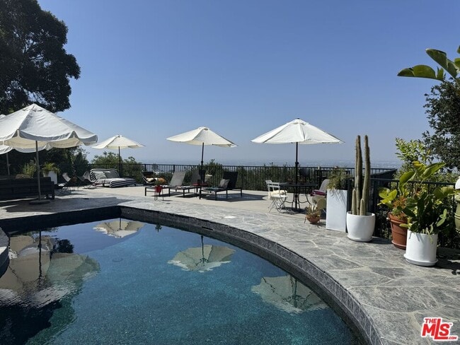 Building Photo - 8147 Mulholland Terrace