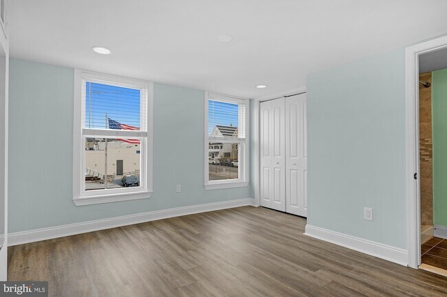 Building Photo - 1201 Union Ave