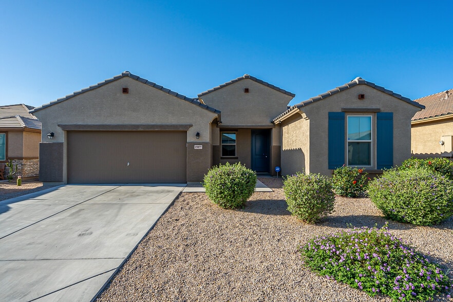 Primary Photo - 15877 W Mauna Loa Ln