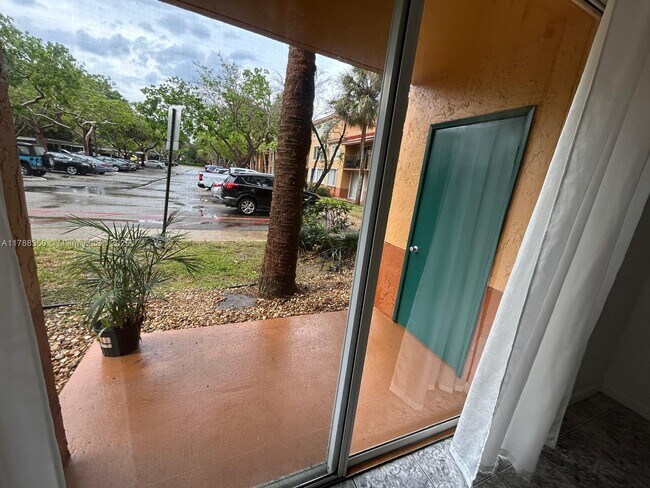 Building Photo - 10765 Cleary Blvd