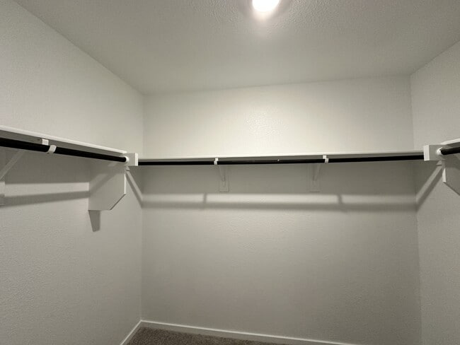 Building Photo - 1629 Elliott Rd