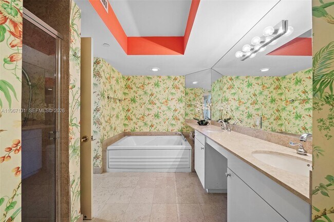 Building Photo - 4775 Collins Ave