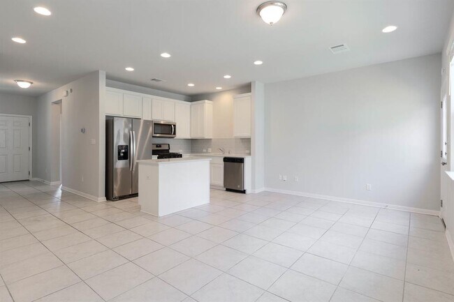 Building Photo - 2020 Arendale Dr