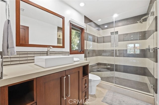 Building Photo - 2907 Cliff Dr