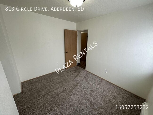 Building Photo - 2119 4th Ave SE