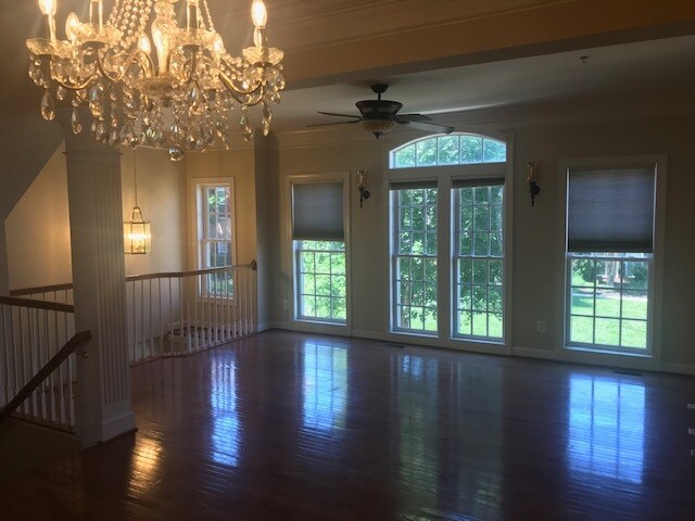 Building Photo - 5004 Cameo Ter