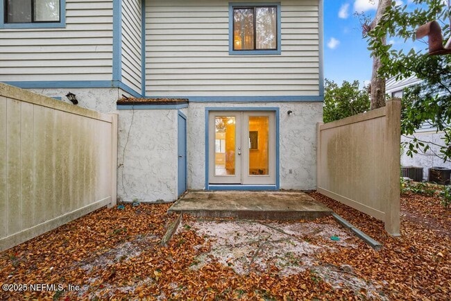 Building Photo - 10 Moultrie Creek Cir