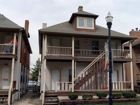 Building Photo - 40 E 11th Ave