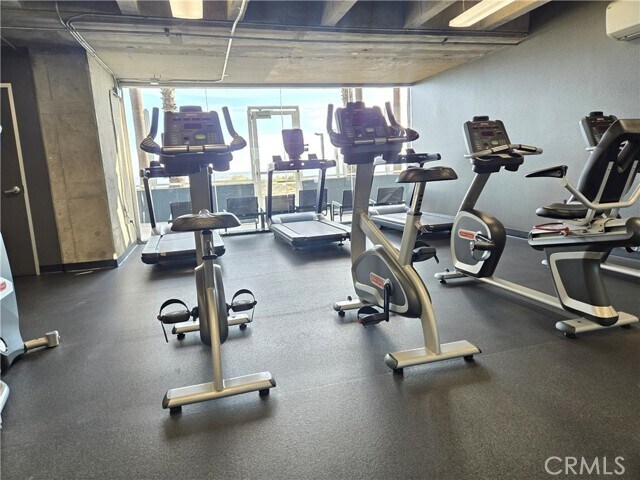 Building Photo - 25 S 15th Pl