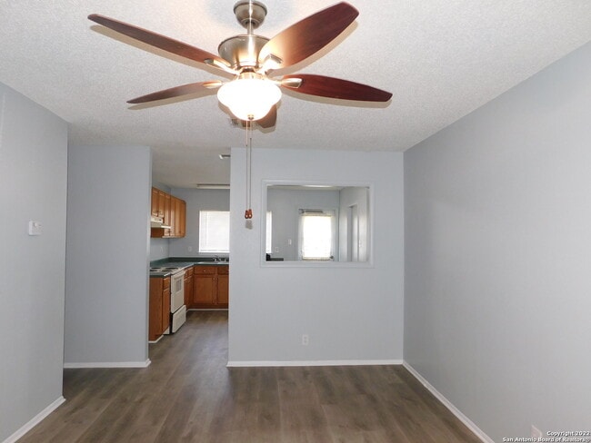 Building Photo - 6707 Pleasant Oak Dr